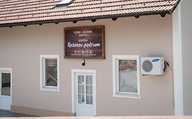Guesthouse Rezekov Podrum